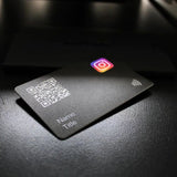 E-WIZYTÓWKA NFC+KOD QR - PCV czerń + nadruk w kolorze